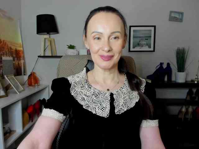 velvetJasmine webcam