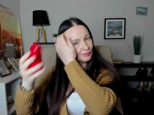 velvetJasmine webcam