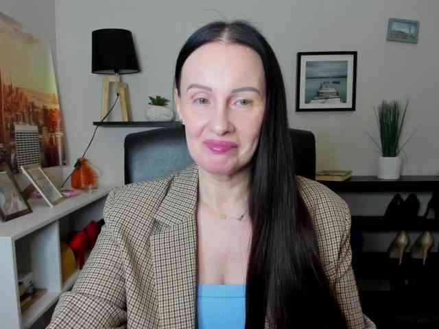 velvetJasmine webcam