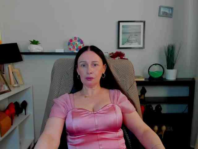 velvetJasmine webcam