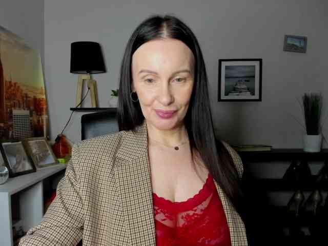 velvetJasmine webcam