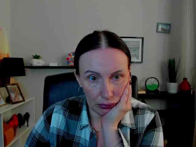 velvetJasmine webcam
