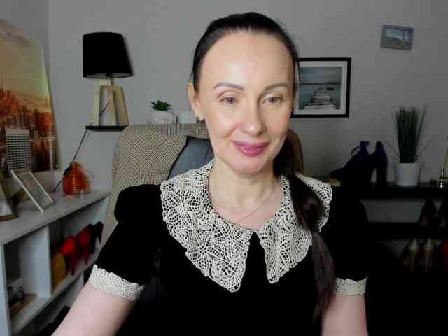 velvetJasmine webcam