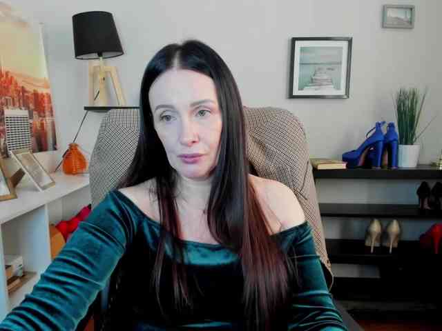 velvetJasmine webcam