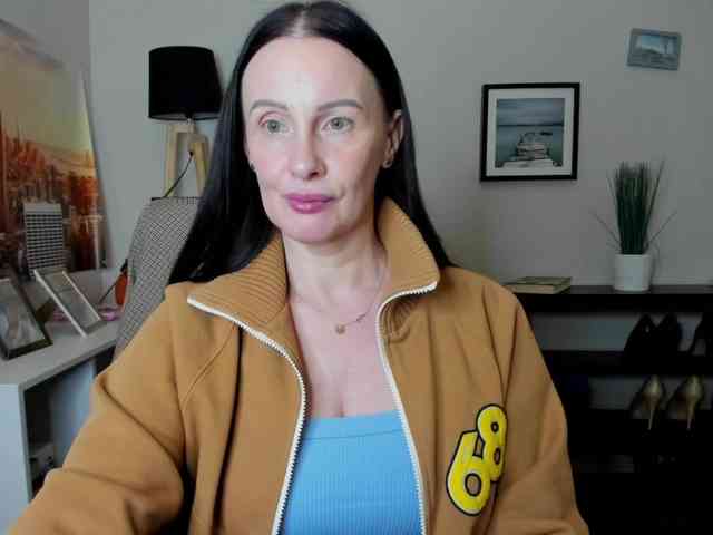 velvetJasmine webcam