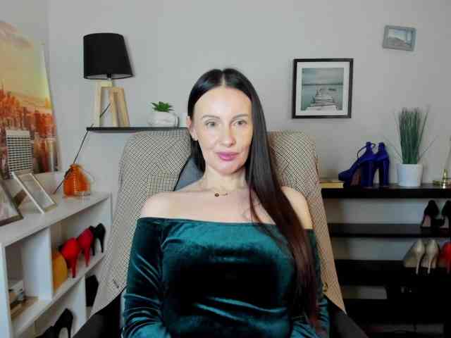 velvetJasmine webcam