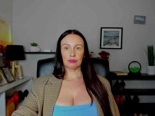 velvetJasmine webcam