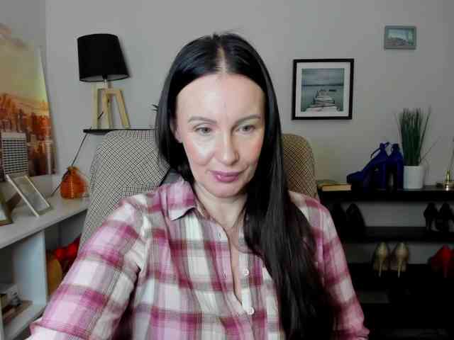 velvetJasmine webcam