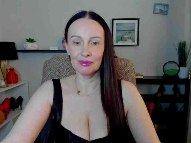 velvetJasmine webcam