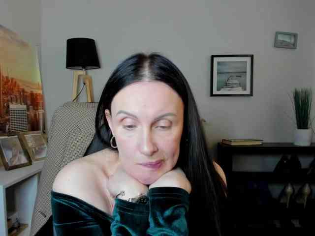 velvetJasmine webcam