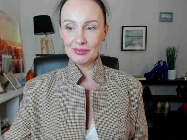 velvetJasmine webcam