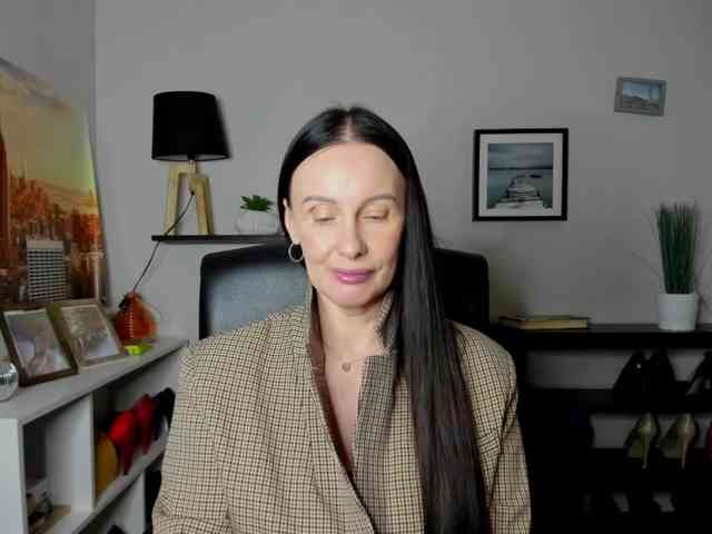 velvetJasmine webcam