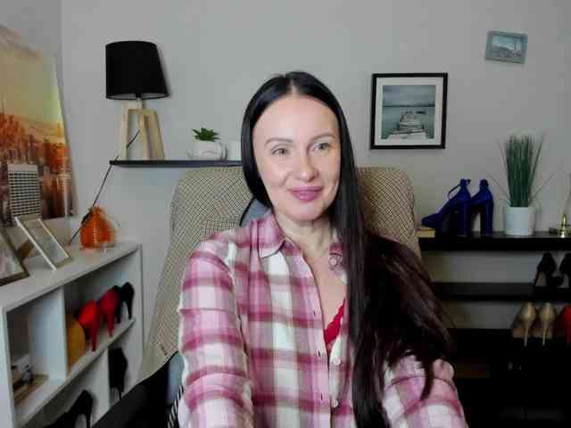 velvetJasmine webcam