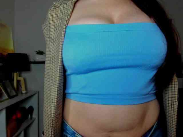 velvetJasmine webcam