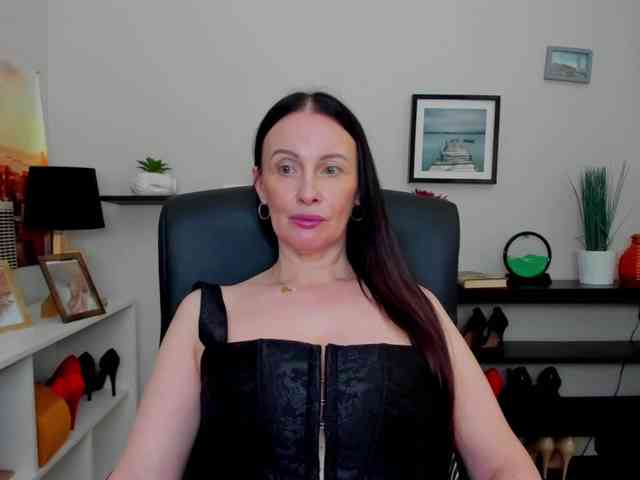 velvetJasmine webcam