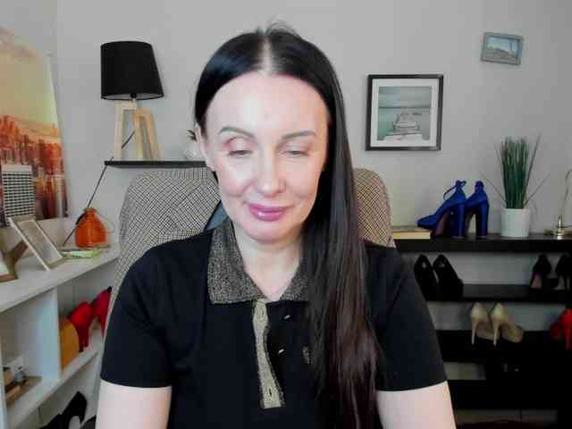 velvetJasmine webcam