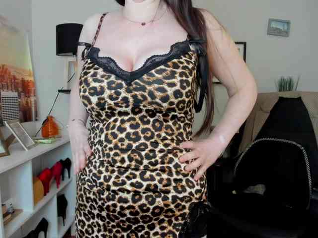 velvetJasmine webcam