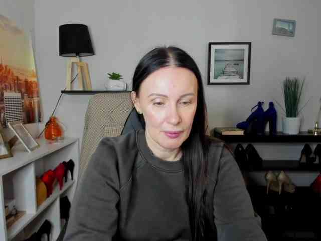 velvetJasmine webcam