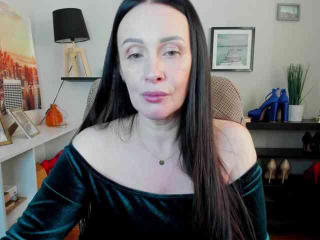 velvetJasmine webcam