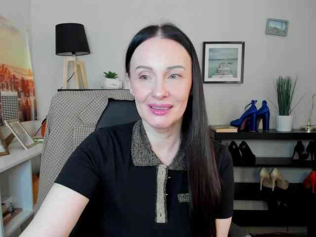 velvetJasmine webcam