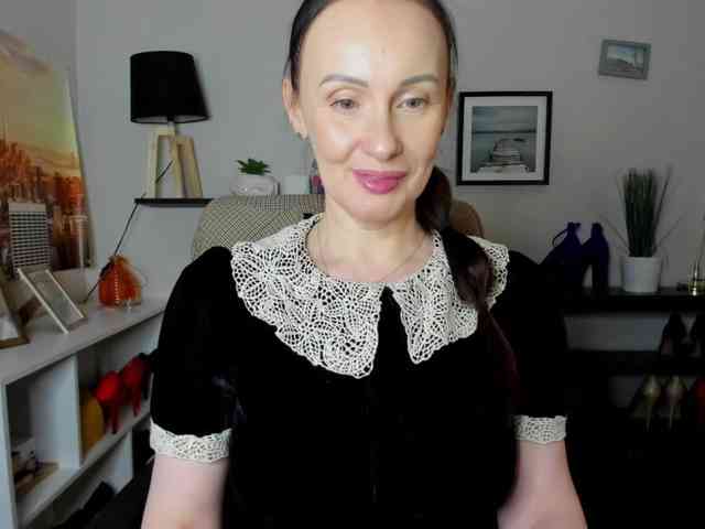 velvetJasmine webcam