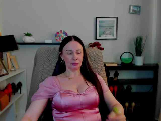 velvetJasmine webcam