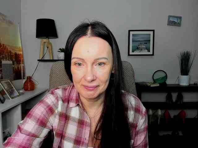 velvetJasmine webcam