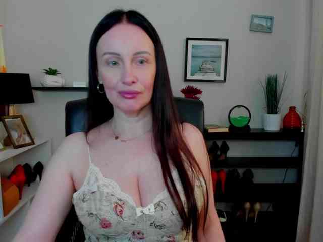 velvetJasmine webcam