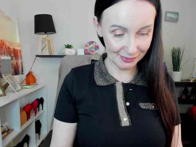 velvetJasmine webcam