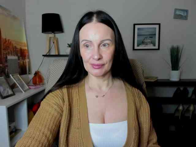 velvetJasmine webcam