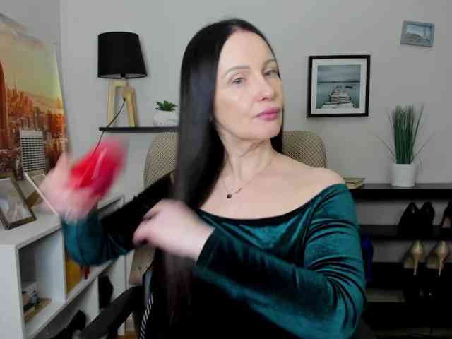 velvetJasmine webcam