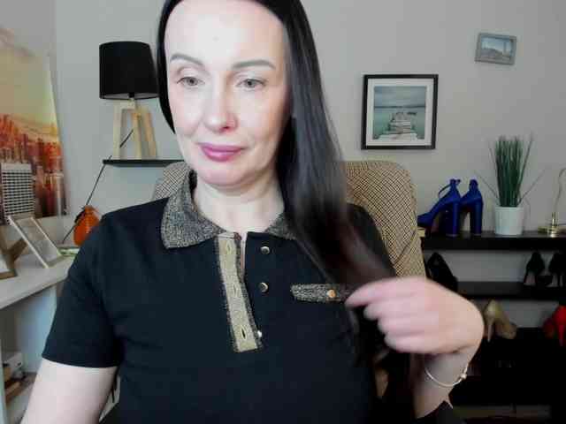 velvetJasmine webcam