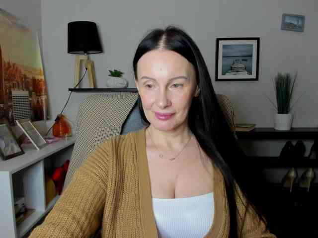 velvetJasmine webcam