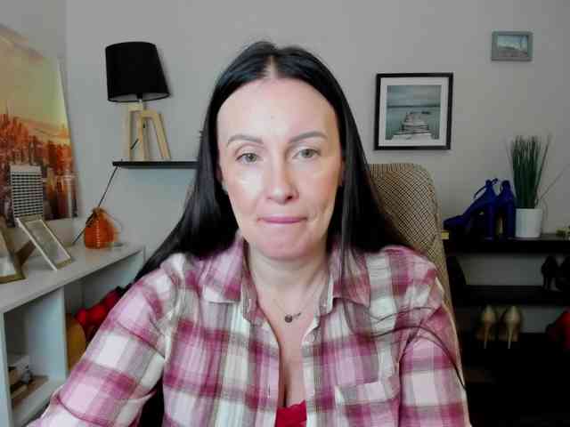 velvetJasmine webcam