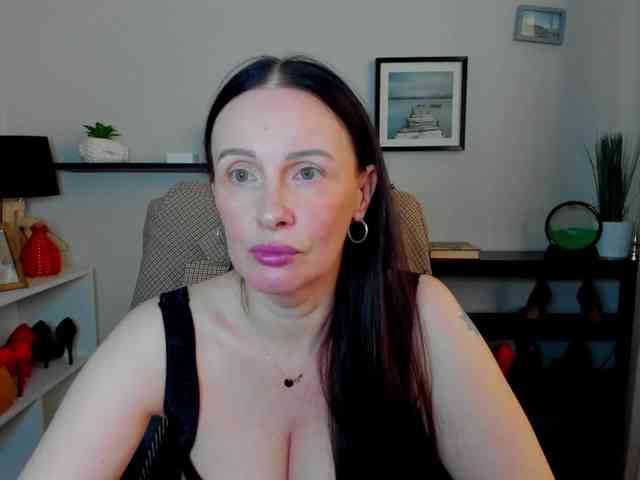 velvetJasmine webcam