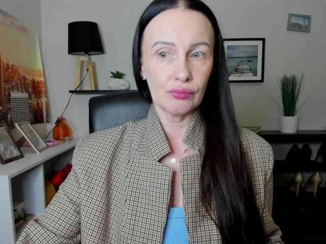 velvetJasmine webcam