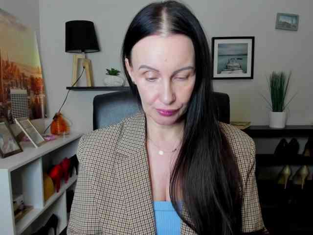 velvetJasmine webcam