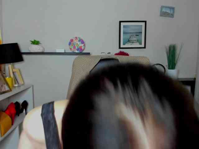 velvetJasmine webcam