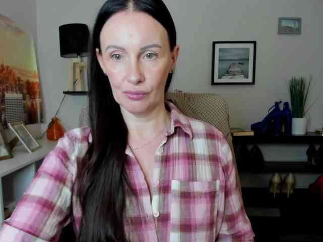 velvetJasmine webcam