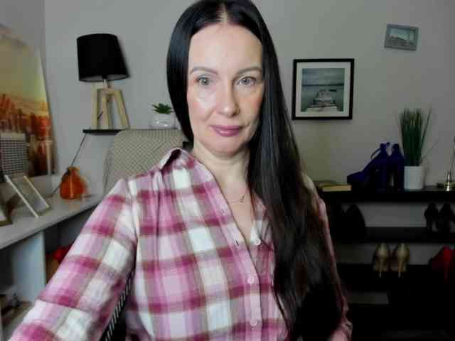 velvetJasmine webcam