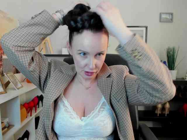 velvetJasmine webcam