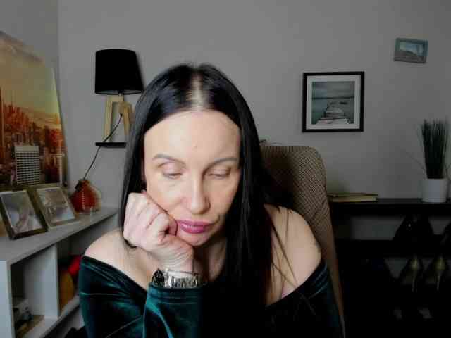 velvetJasmine webcam