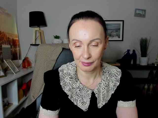 velvetJasmine webcam