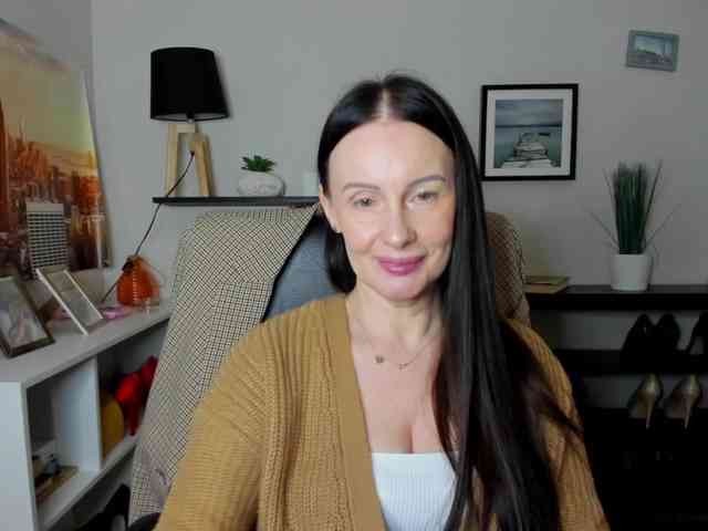 velvetJasmine webcam