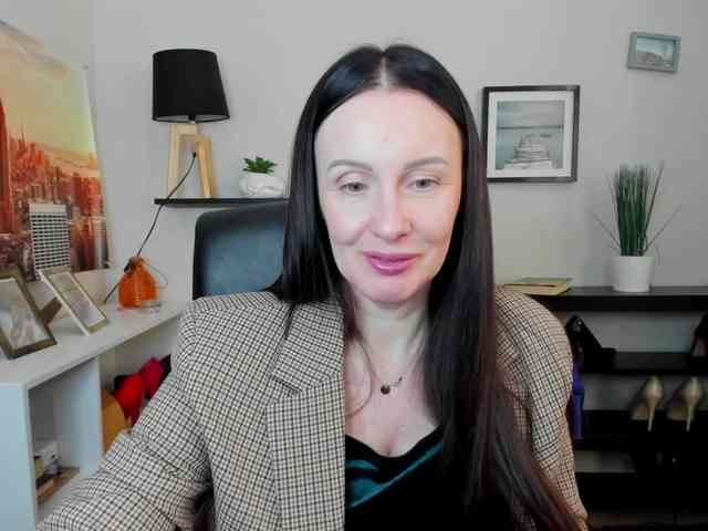 velvetJasmine webcam