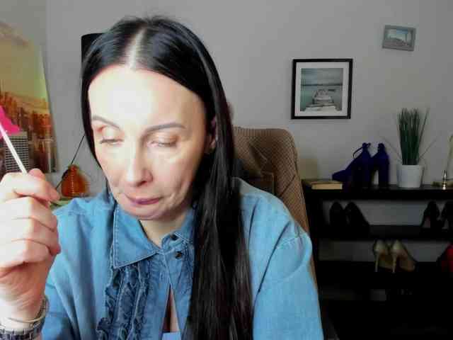 velvetJasmine webcam