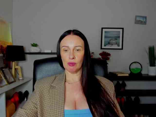 velvetJasmine webcam