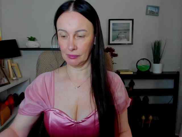 velvetJasmine webcam