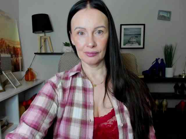 velvetJasmine webcam