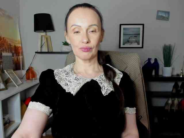 velvetJasmine webcam